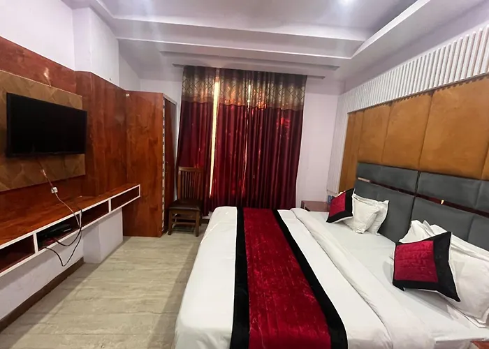 Deluxe King Studio