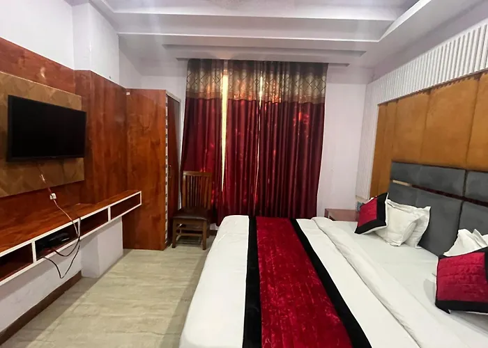 Deluxe King Studio
